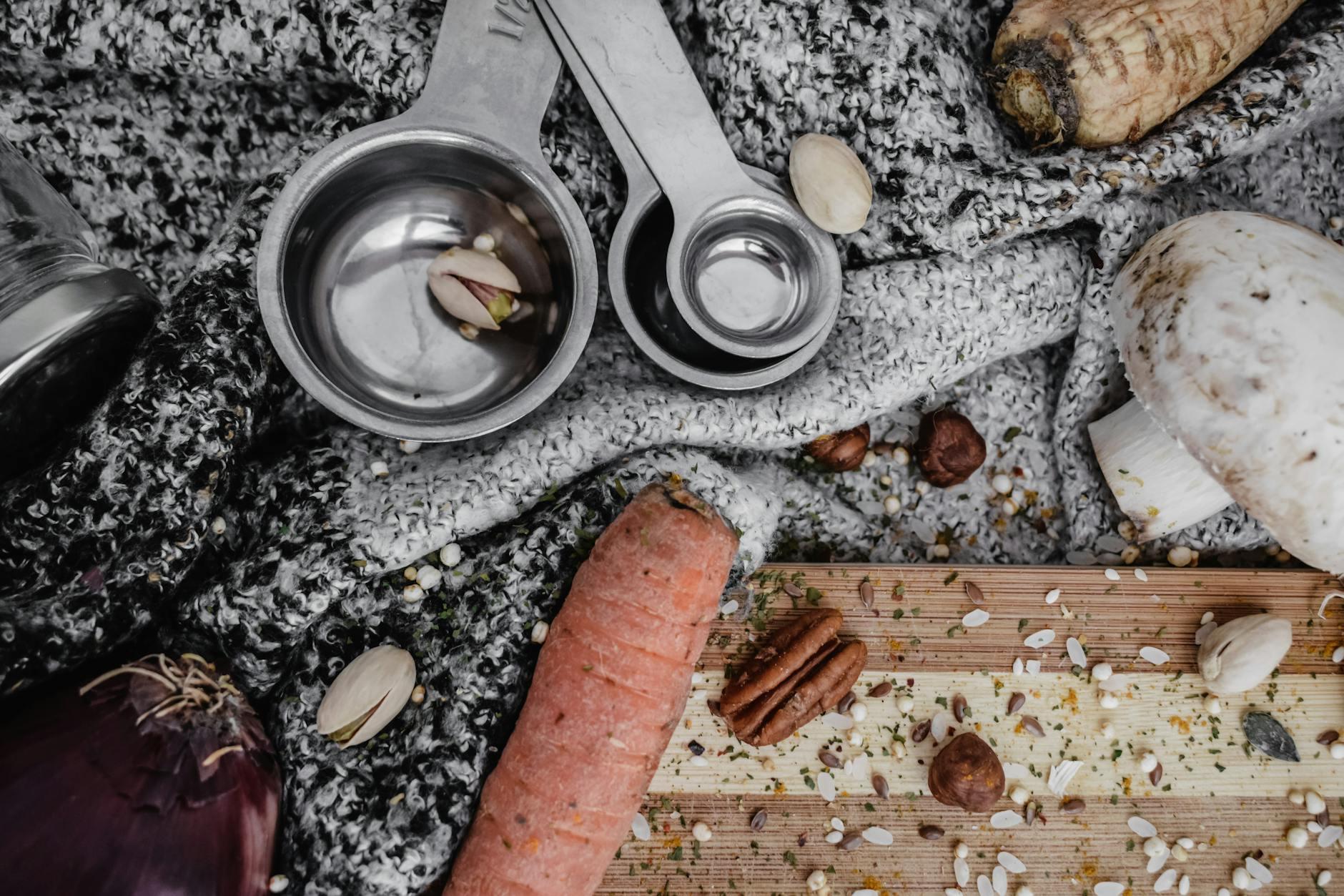 Mjere, sastojci i kuhinjski pribor za praktične zamjene